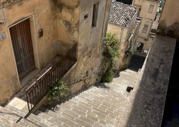 Edificio all\'aperto - Casa indipendente Corso Vittorio Emanuele
 
16, Modica - foto 8