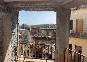 Balcone - Casa indipendente Corso Regina Elena
 
55, Modica - foto 8