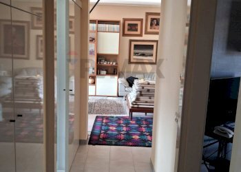 Hall / corridoio - Apartment via dei gelsi
 
12, Comiso - photo 9