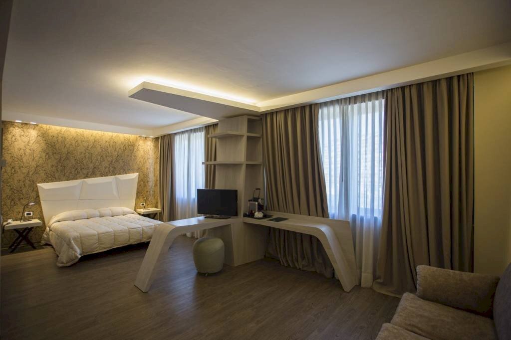 Camera da letto - Hotel Aosta - photo 2