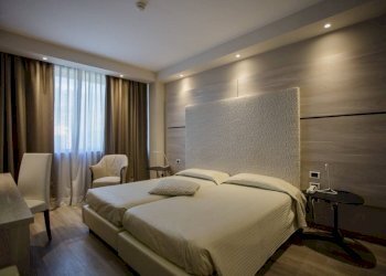 Camera da letto - Hotel Aosta - foto 4