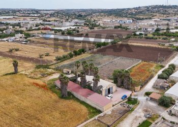 Edificio all\'aperto - Shed contrada Arizza
snc, Scicli - photo 21
