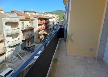Balcone - Appartamento C/so Kennedy
 
63, Chiaramonte Gulfi - foto 5