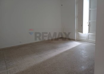 Stanza vuota - Appartamento C/so Kennedy
 
63, Chiaramonte Gulfi - foto 11