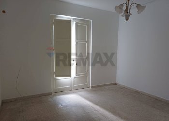 Stanza vuota - Appartamento C/so Kennedy
 
63, Chiaramonte Gulfi - foto 12