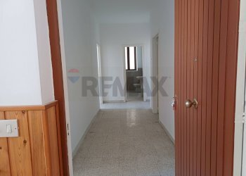 Hall / corridoio - Appartamento C/so Kennedy
 
63, Chiaramonte Gulfi - foto 13