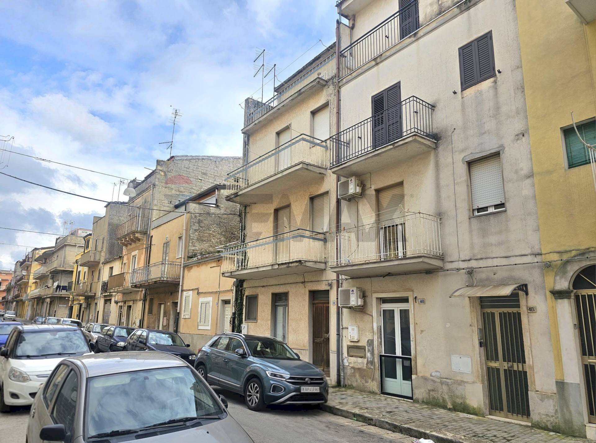 Edificio all\'aperto - Casa indipendente via Paolo Leni Spadafora
 
38, Ragusa - foto 3