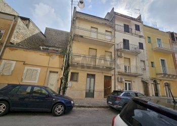 Edificio all\'aperto - Casa indipendente via Paolo Leni Spadafora
 
38, Ragusa - foto 6