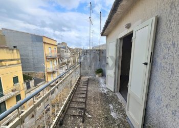 Balcone - Casa indipendente via Paolo Leni Spadafora
 
38, Ragusa - foto 27