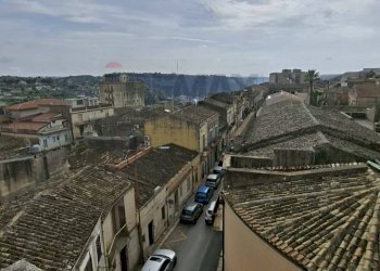 Edificio all\'aperto - Appartamento Corso Nino Barone
 
180, Modica - foto 14