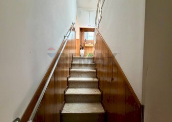 Scale - Casa indipendente Via Salvatore
 
98, Ragusa - foto 19