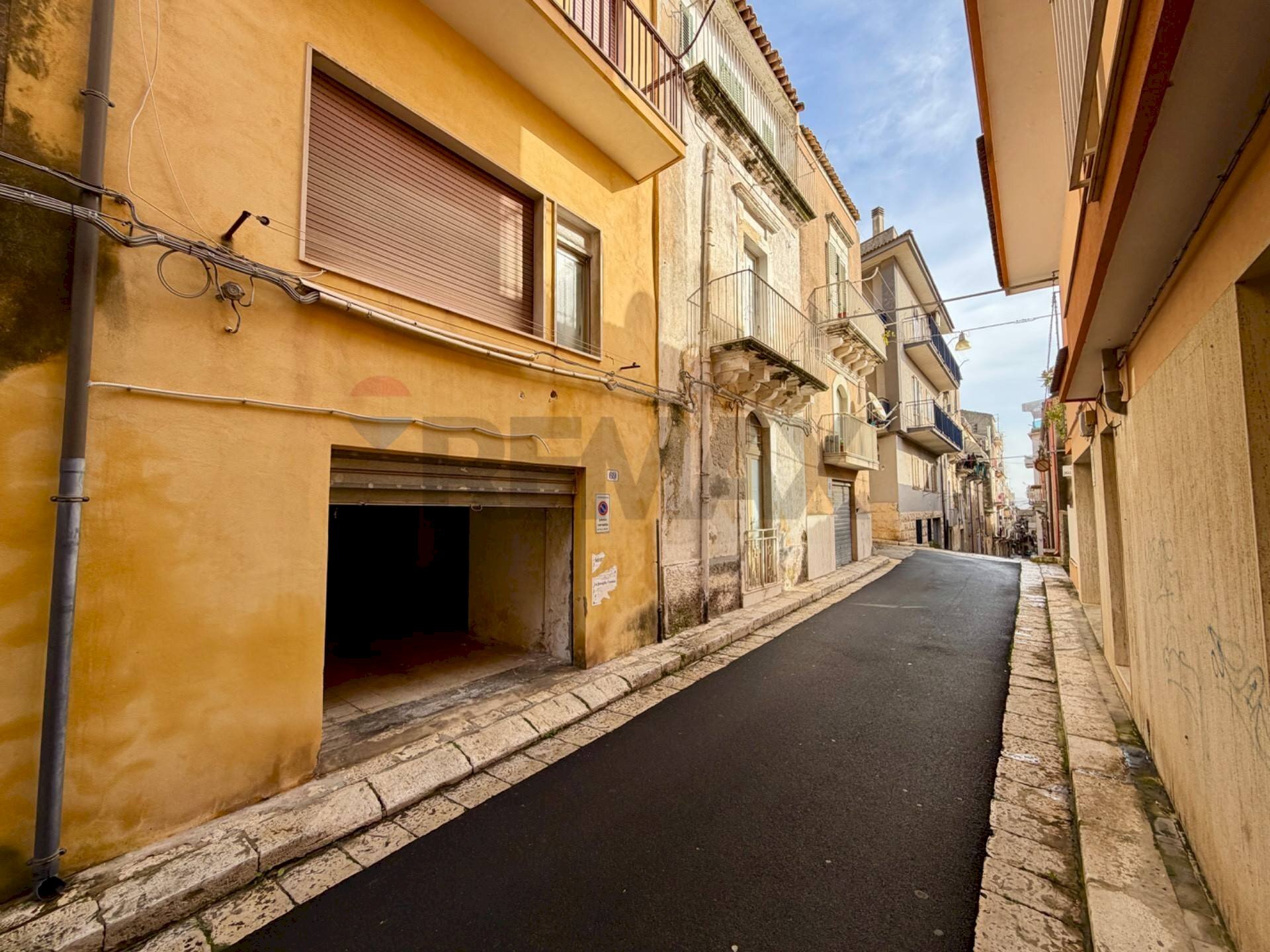 Edificio all\'aperto - Box Via Cono
 
69, Ragusa - photo 2