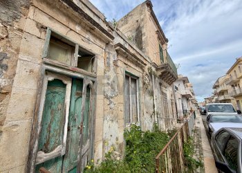 Edificio all\'aperto - Casa indipendente Viale della Repubblica
 
52, Pozzallo - foto 3