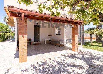 Casa all\'aperto - Casa semi indipendente Via Beata M Schininà
 
38, Vittoria - foto 10