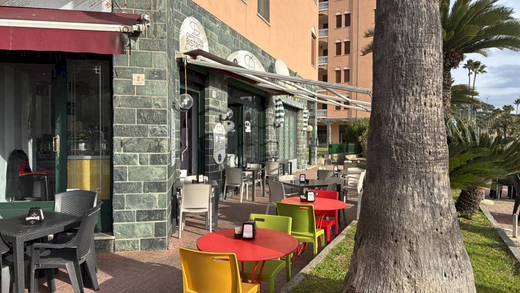 Giardino - Bar Tavola Calda - Fredda Andora - foto 2