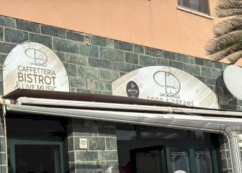 Facciata - Bar Tavola Calda - Fredda Andora - foto 3