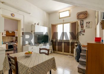 Sala da pranzo - Appartamento VIA BARBICINTI
 
20, Ragusa - foto 8