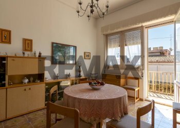 Sala da pranzo - Appartamento VIA BARBICINTI
 
20, Ragusa - foto 20