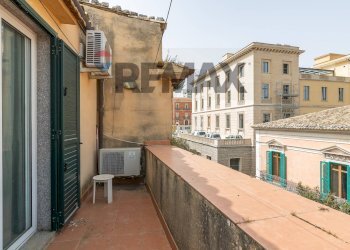 Balcone - Casa indipendente corso italia
 
54, Ragusa - foto 3