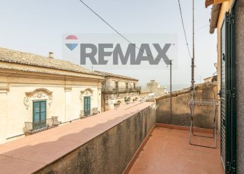 Balcone - Casa indipendente corso italia
 
54, Ragusa - foto 4