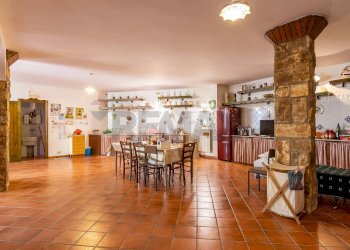 Sala da pranzo - Villa Via Australia
 
42, Ragusa - foto 33