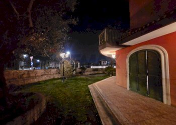 Edificio all\'aperto - Villa Via Australia
 
42, Ragusa - foto 64