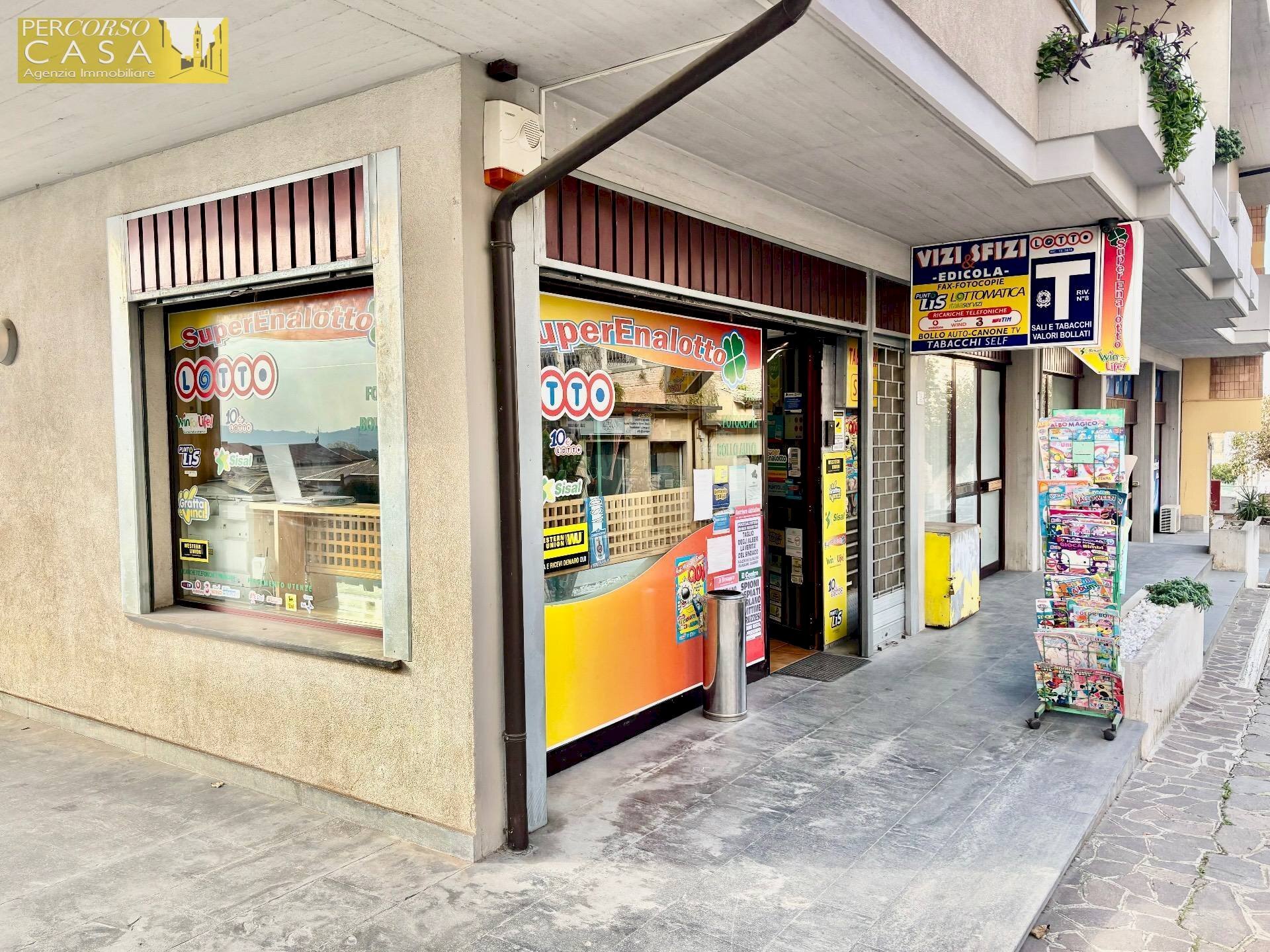 Foto 1 - Attività Commerciale Via Veneto
 
15, Sant'Omero - foto 1