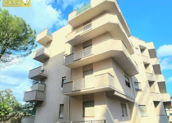 Foto 1 - Trilocale Via Cipollone
 
44, Teramo - foto 1