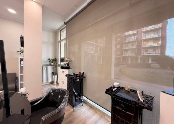 Salone - Shop via Fossano, 6, Carmagnola - photo 5