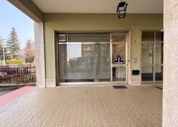 Facciata - Shop via Fossano, 6, Carmagnola - photo 15