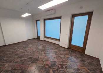 Stanza non arredata - Shop via Ferruccio Valobra, 103, Carmagnola - photo 4