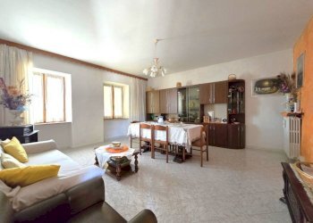 Salone - Rustico Treiso - foto 11