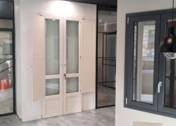 Interno palazzo - Negozio via Vincenzo Gioberti, 55, Torino (zona Crocetta) - foto 4