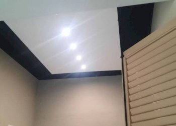 Interno palazzo - Negozio via Vincenzo Gioberti, 55, Torino (zona Crocetta) - foto 15