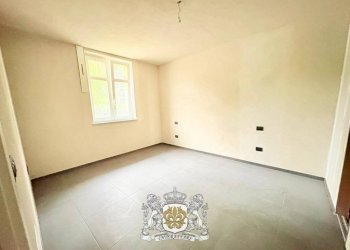 Camera da letto - Two-room apartment via Cuneo, 14, Boves - photo 12