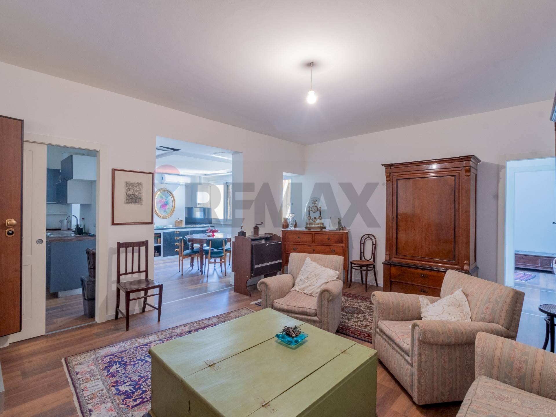 Sala da pranzo - Appartamento Via Marchese di Roccaforte
 
39, Palermo - foto 1