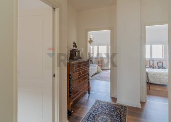 Hall / corridoio - Appartamento Via Marchese di Roccaforte
 
39, Palermo - foto 12