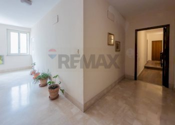 Hall / corridoio - Appartamento Via Marchese di Roccaforte
 
39, Palermo - foto 32