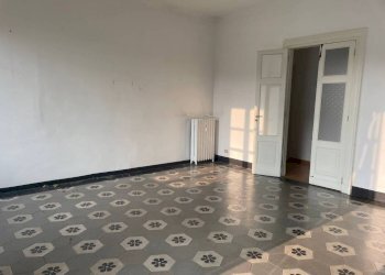 Soggiorno - Quadrilocale via Alessandro Manzoni, 27, Torino (zona Centro) - foto 7