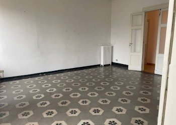 Soggiorno - Quadrilocale via Alessandro Manzoni, 27, Torino (zona Centro) - foto 11