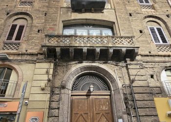 Edificio all\'aperto - Trilocale corso finocchiaro aprile
 
93, Palermo - foto 1