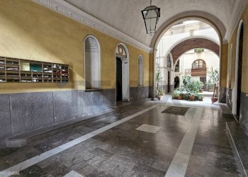 Ricezione / Lobby - Trilocale corso finocchiaro aprile
 
93, Palermo - foto 2