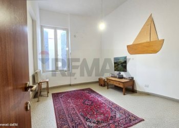 Camera / camera da letto - Trilocale corso finocchiaro aprile
 
93, Palermo - foto 10