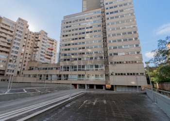 Edificio all\'aperto - Ufficio Via Resuttana
 
360, Palermo - foto 1