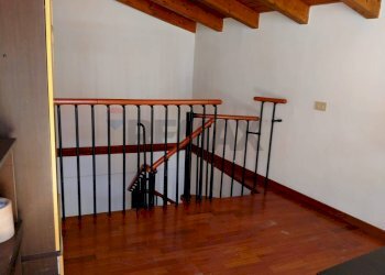 Scale - Trilocale Vicolo Forno Ai Maestri D'acqua
 
7, Palermo - foto 12