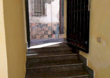 Scale - Trilocale Vicolo Forno Ai Maestri D'acqua
 
7, Palermo - foto 19