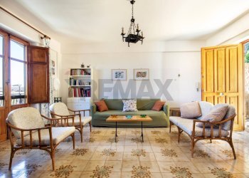 Soggiorno - Four-room apartment Via Pitea Da Marsiglia
 
16, Palermo - photo 2