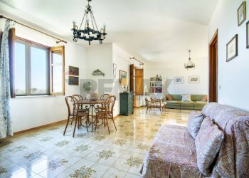 Sala da pranzo - Four-room apartment Via Pitea Da Marsiglia
 
16, Palermo - photo 3