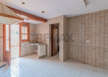 Stanza vuota - Villa VIA ANTIGONE
 
111, Palermo - foto 21