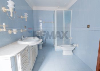 Bagno - Villa VIA ANTIGONE
 
111, Palermo - foto 27